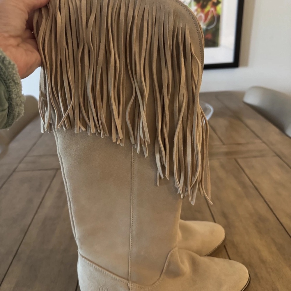 Dingo Women's Hassie Suede Pull-On Boots Sand Size 8